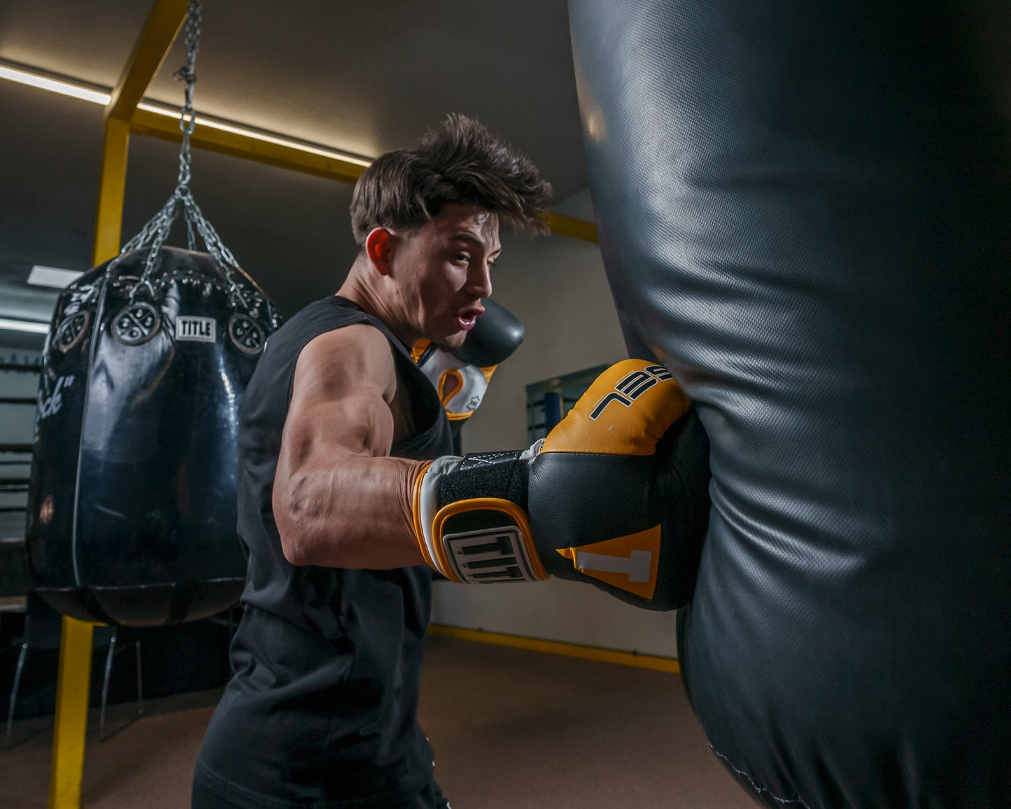 Boxing Gel World V2T Bag Boxing Gloves