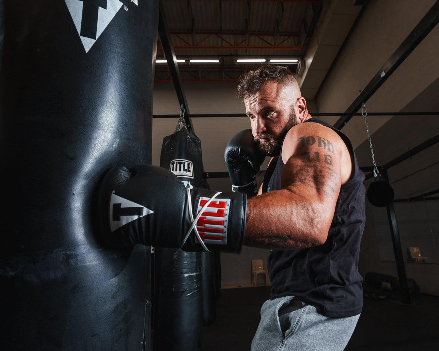 Classic Leather Lace Training Boxing Gloves 2.0