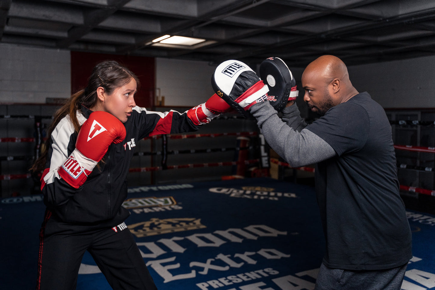 Classic Leather Lace Training Boxing Gloves 2.0