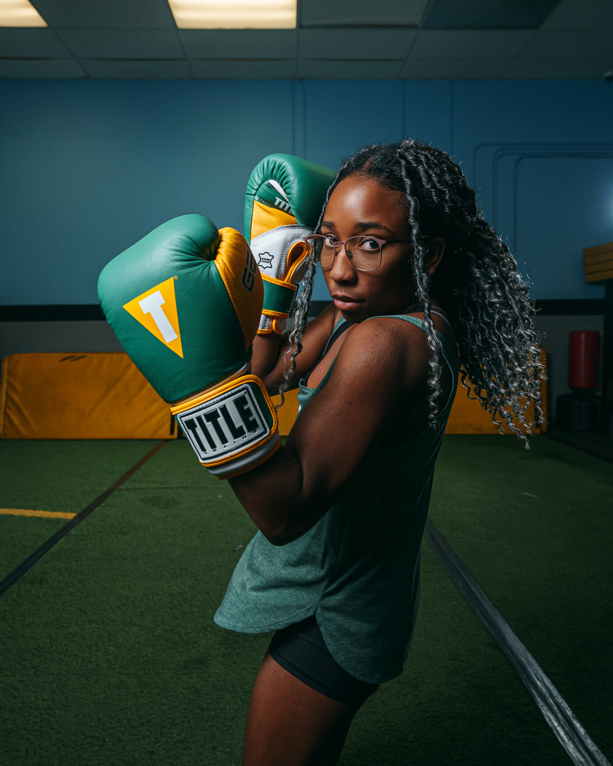 Boxing Gel World V2T Bag Boxing Gloves